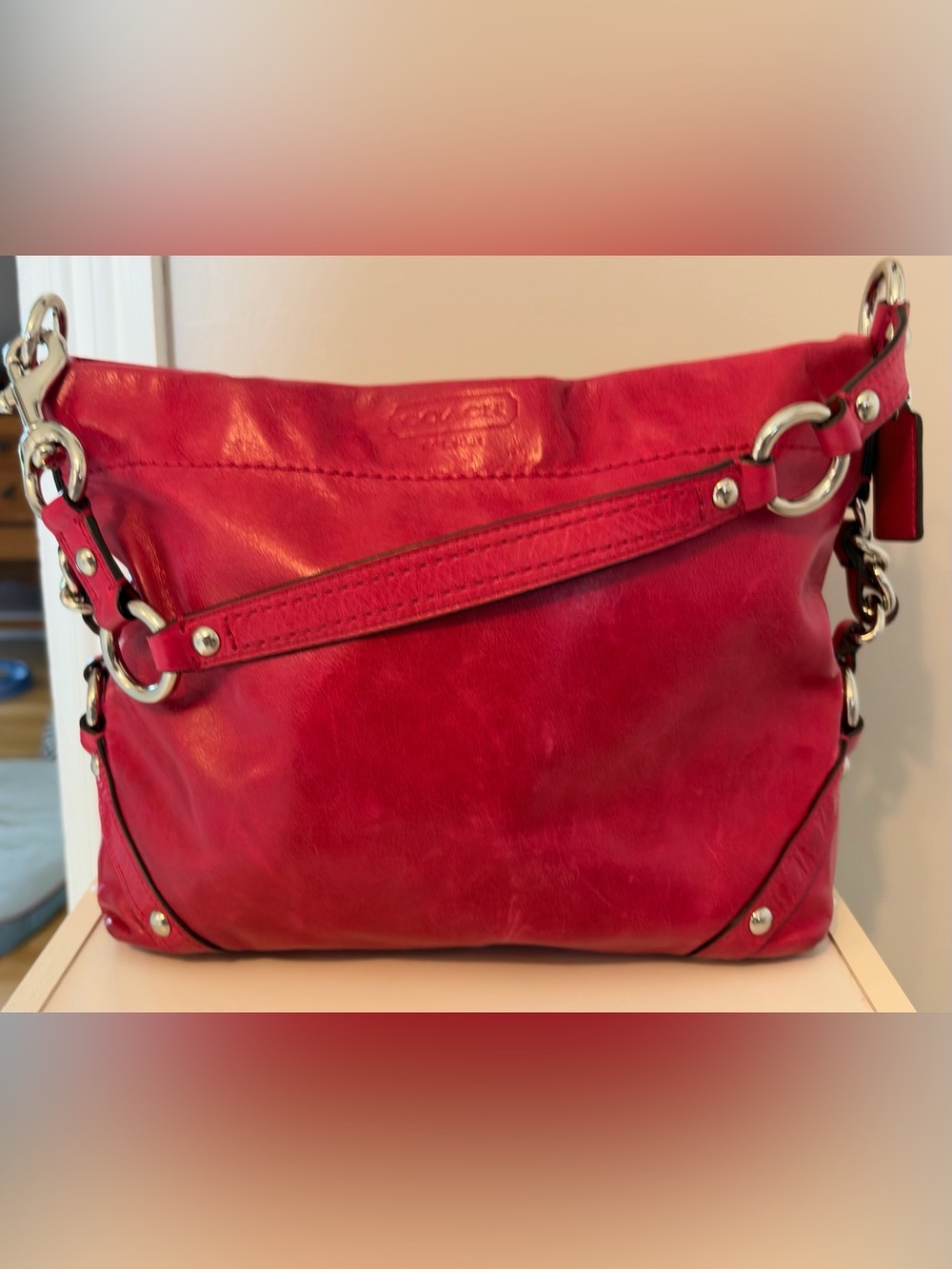 Coach Heritage Medium Zoe Fuchsia Leather Hobo (Z23985)